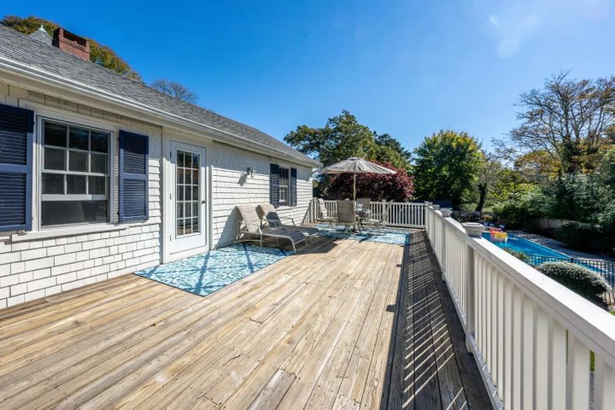 Center Of It All Estate - Image 42