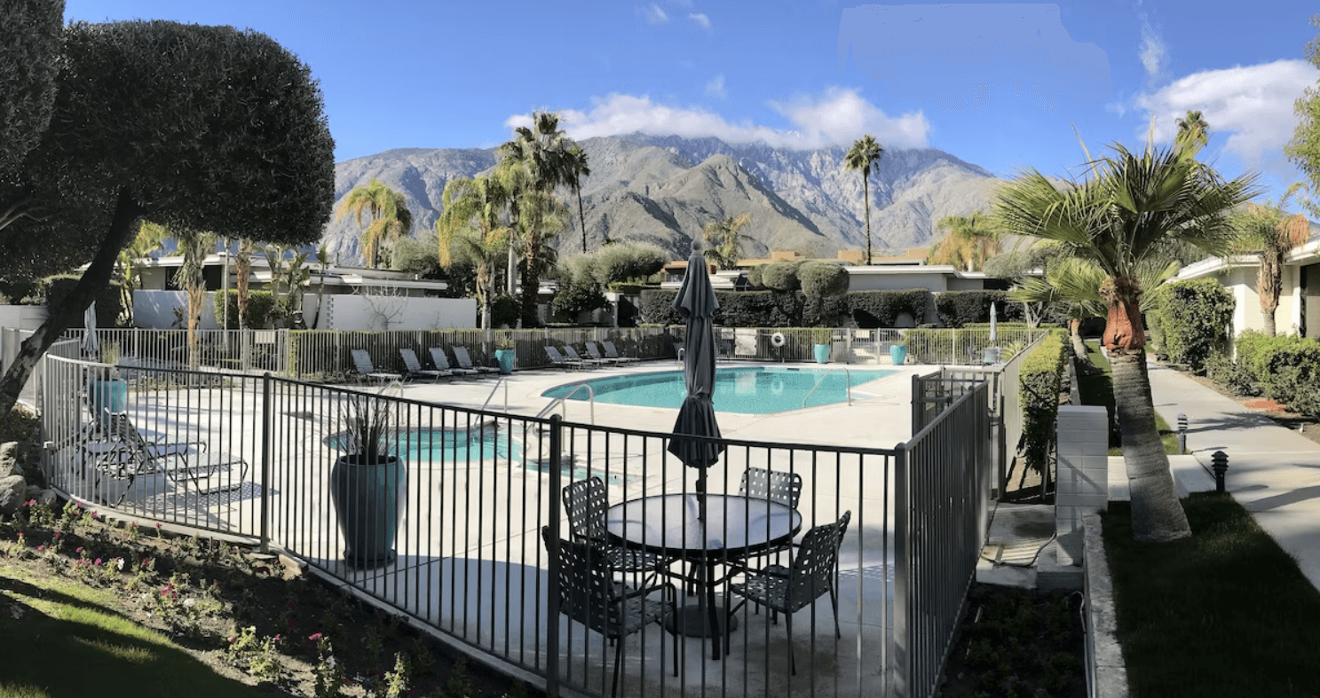 Bamboo Bungalow - Image 5