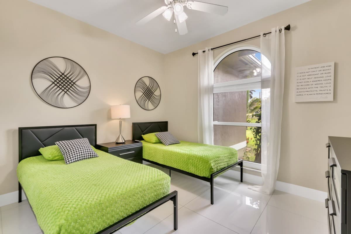 Northwest House - Image 14