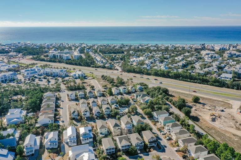 Mira Bella House - Image 55