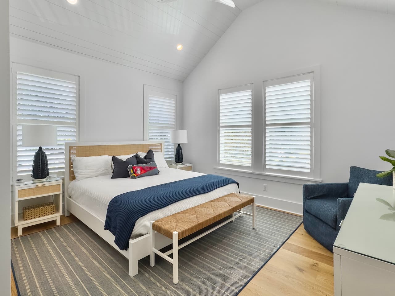 Cameron by the Sea - Image 39