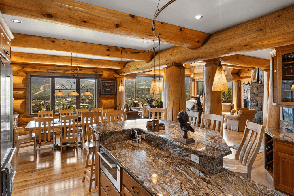 Timberline Lodge - Image 12