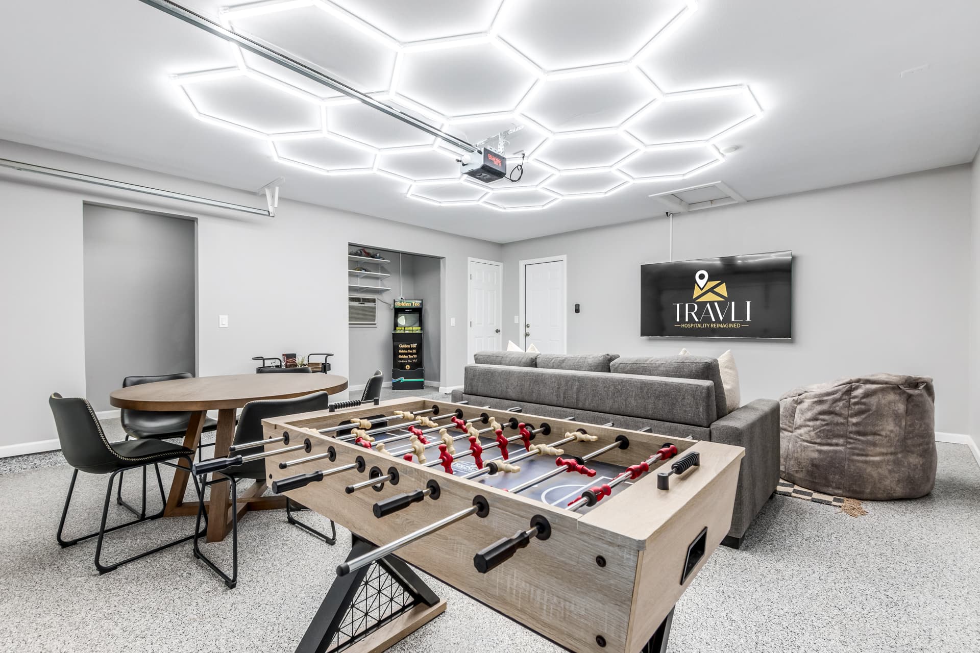 Monterey Retreat - Image 34