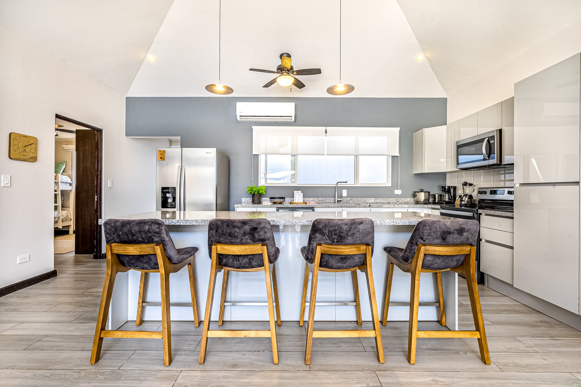 Break Point Condo - Image 5