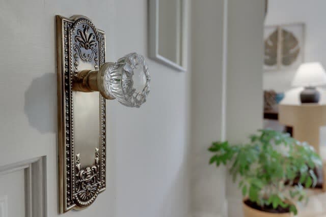 Capitol Comfort - Image 53