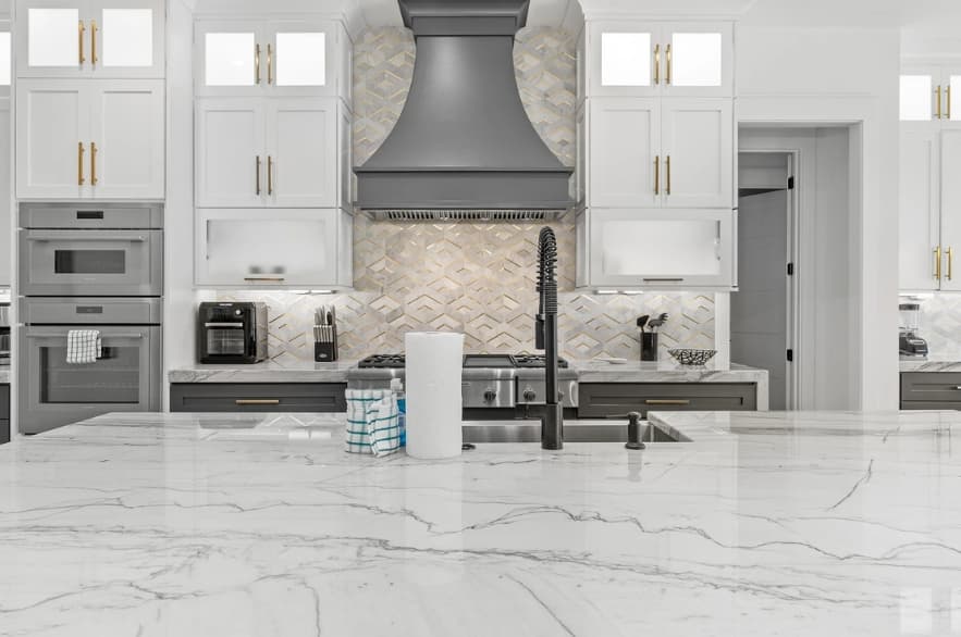 Happy by the Sea - Image 20