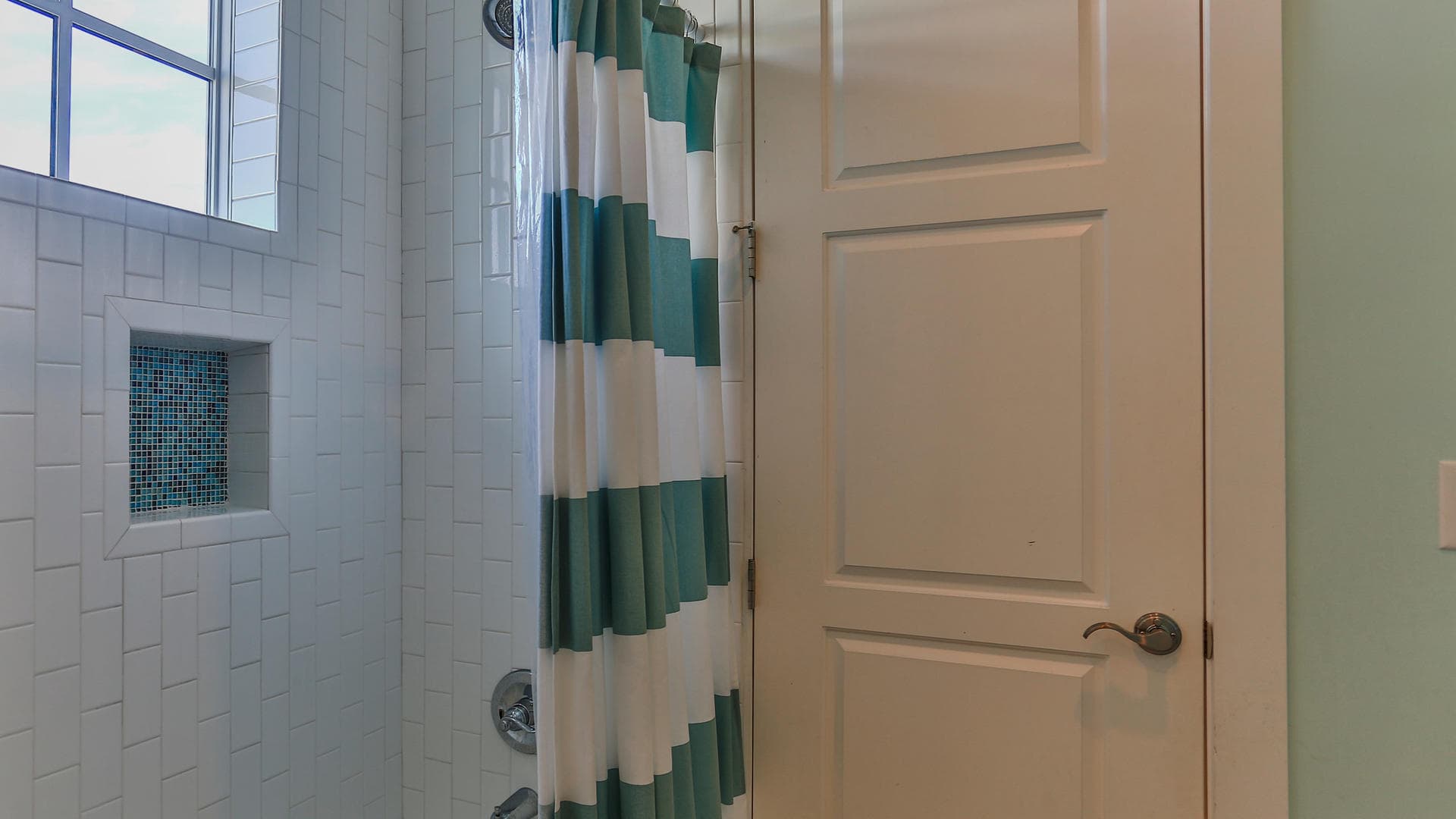 Family Ties - Image 21