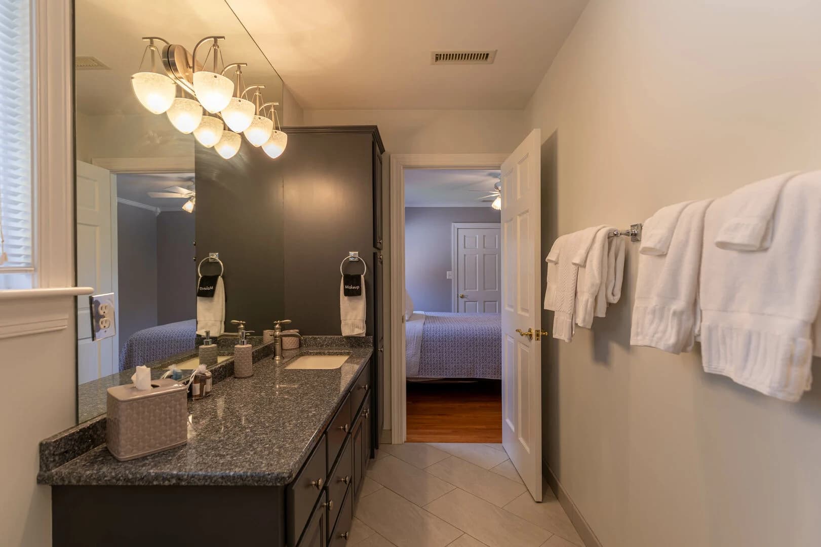 Boone Gem - Image 27