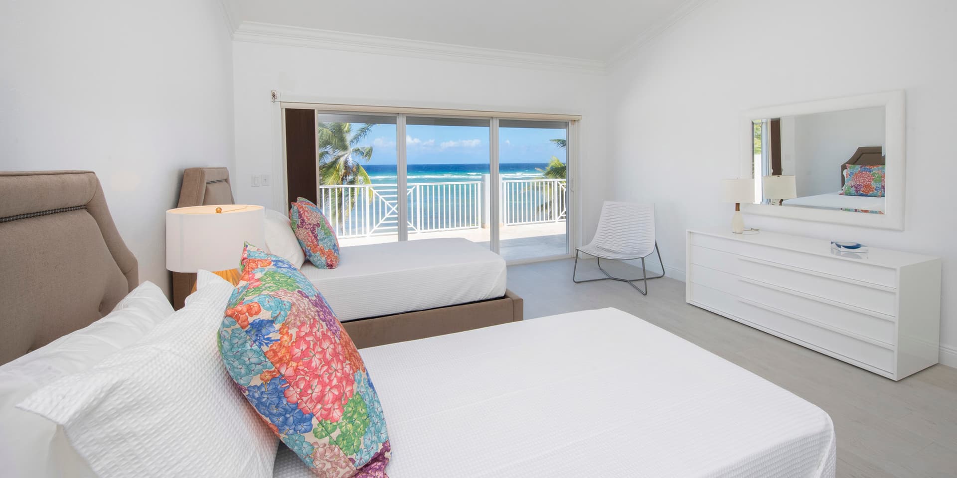 Iggy Blue - Image 20