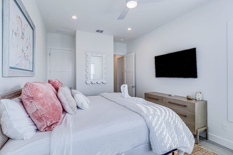 Palmilla Amore - Image 45