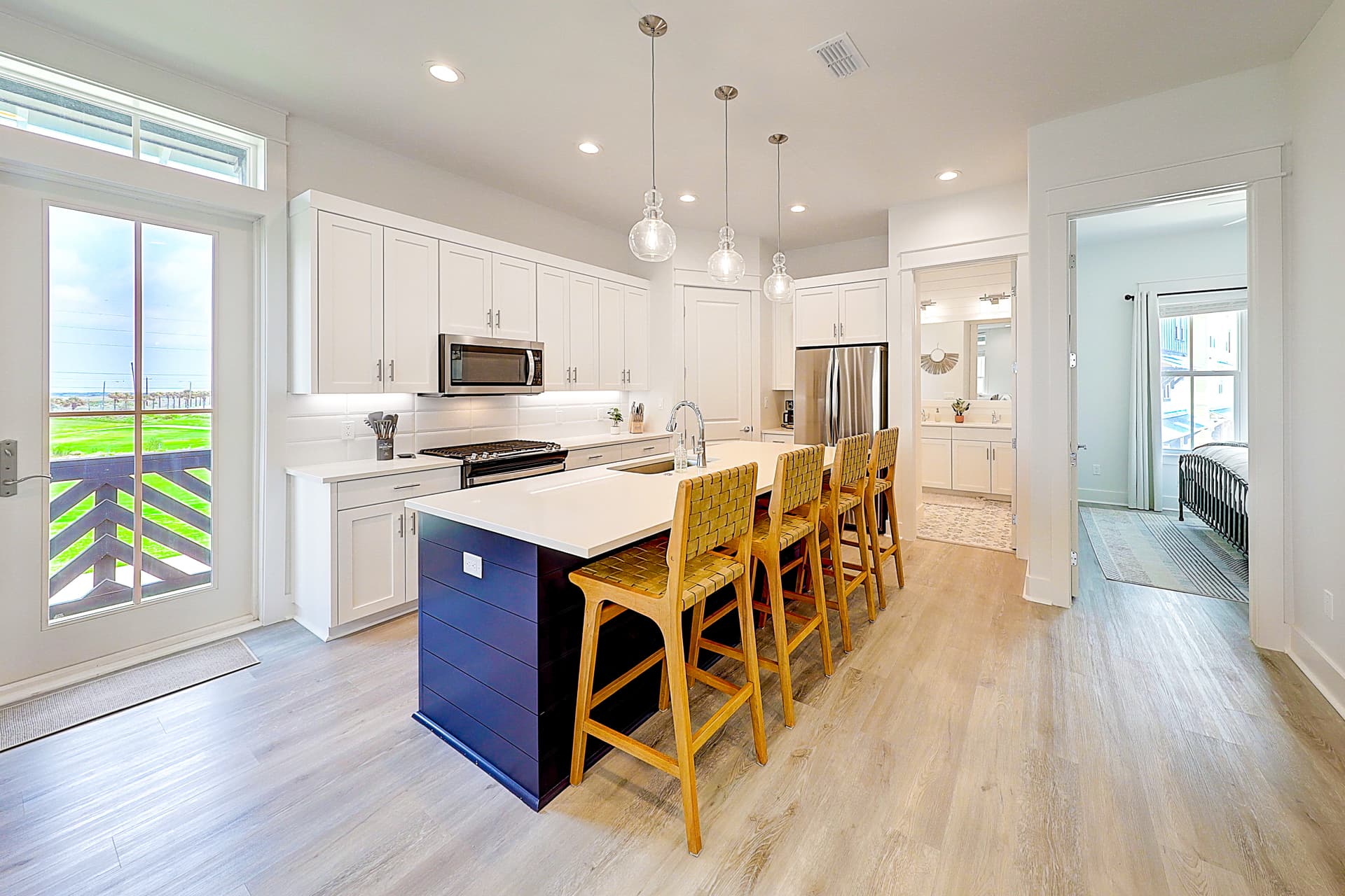 Sunset on the Ninth - Image 4