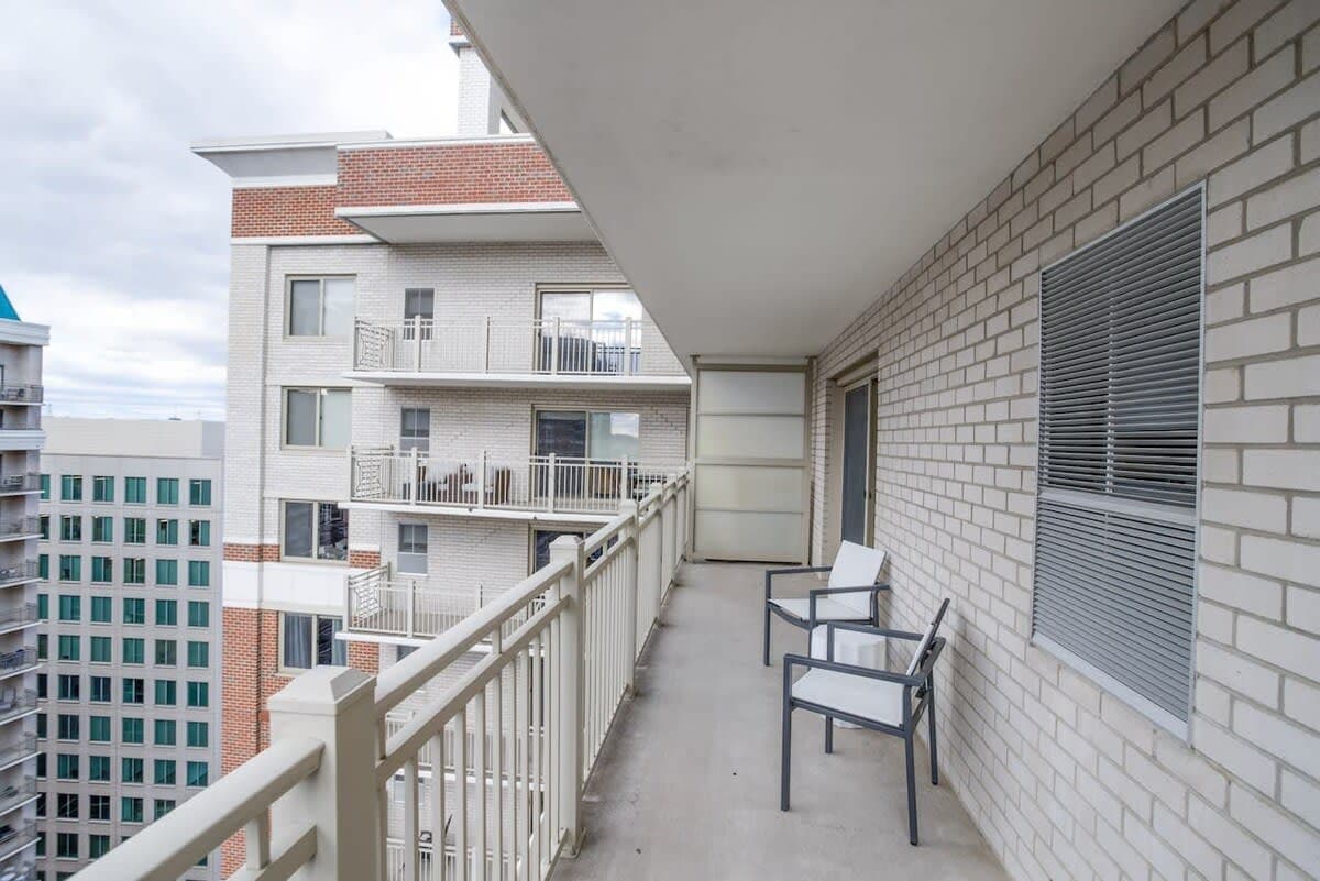 Hydrangea Residence - Image 40