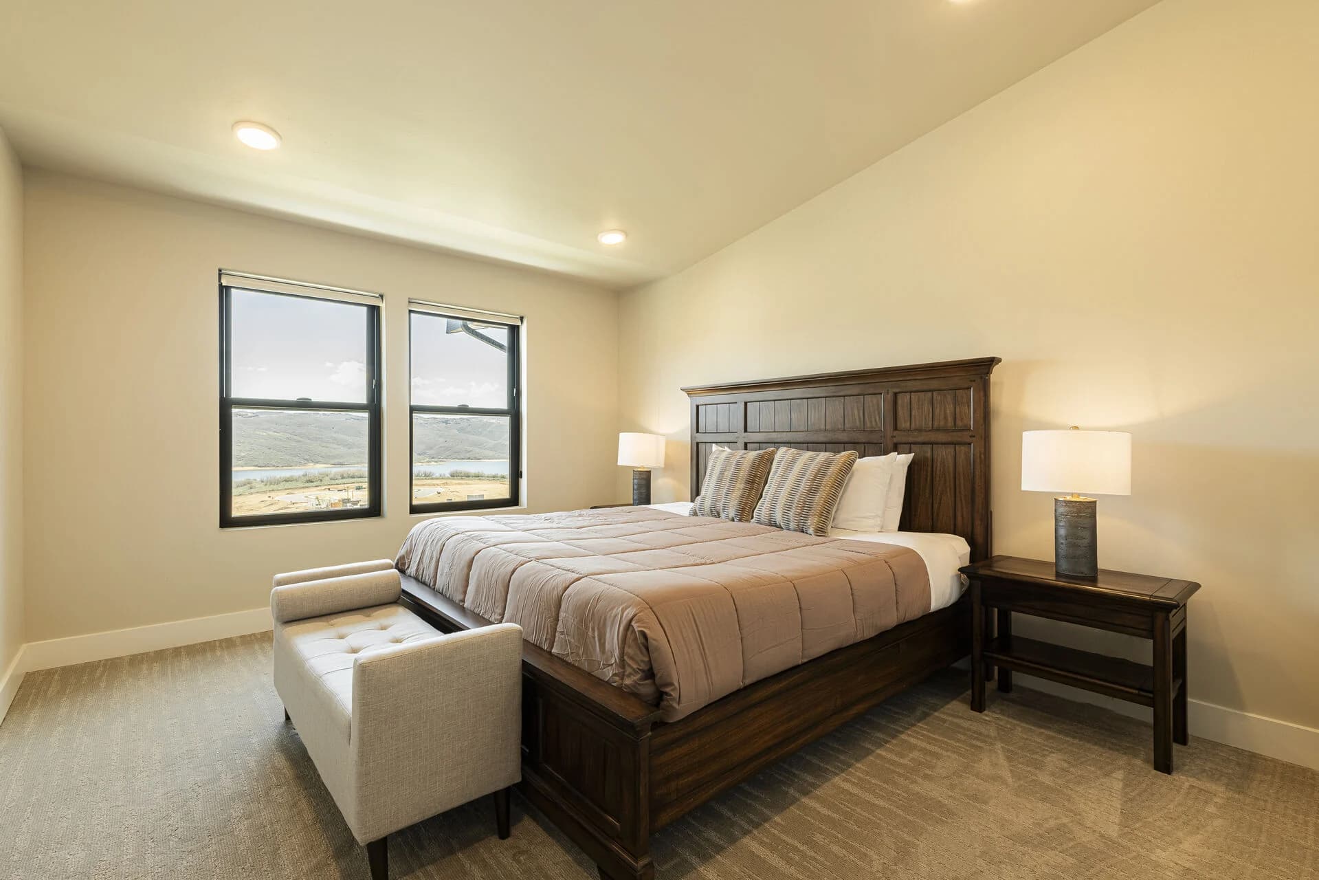 Mayflower Lakeside #45-304 - Image 22