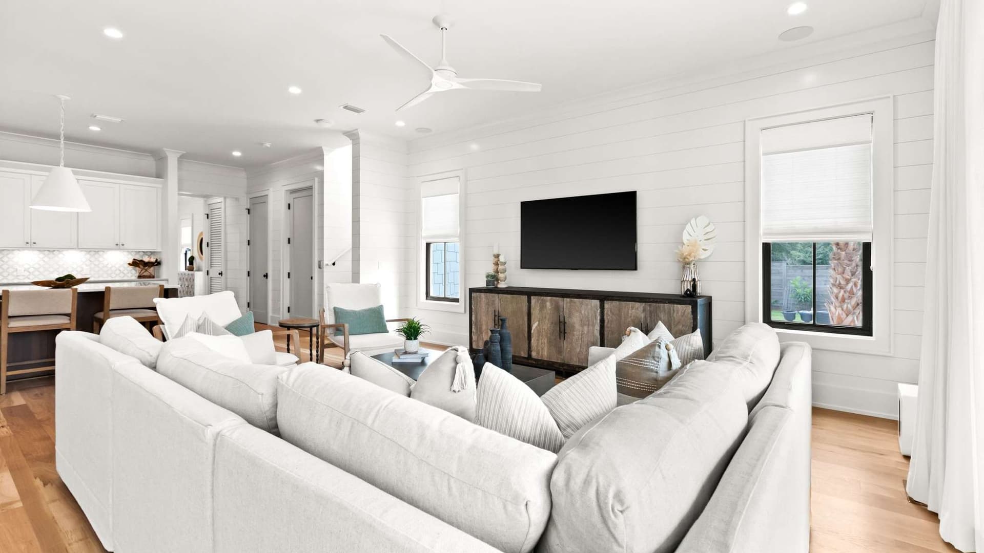 Lakeview Gulf Retreat - Image 6