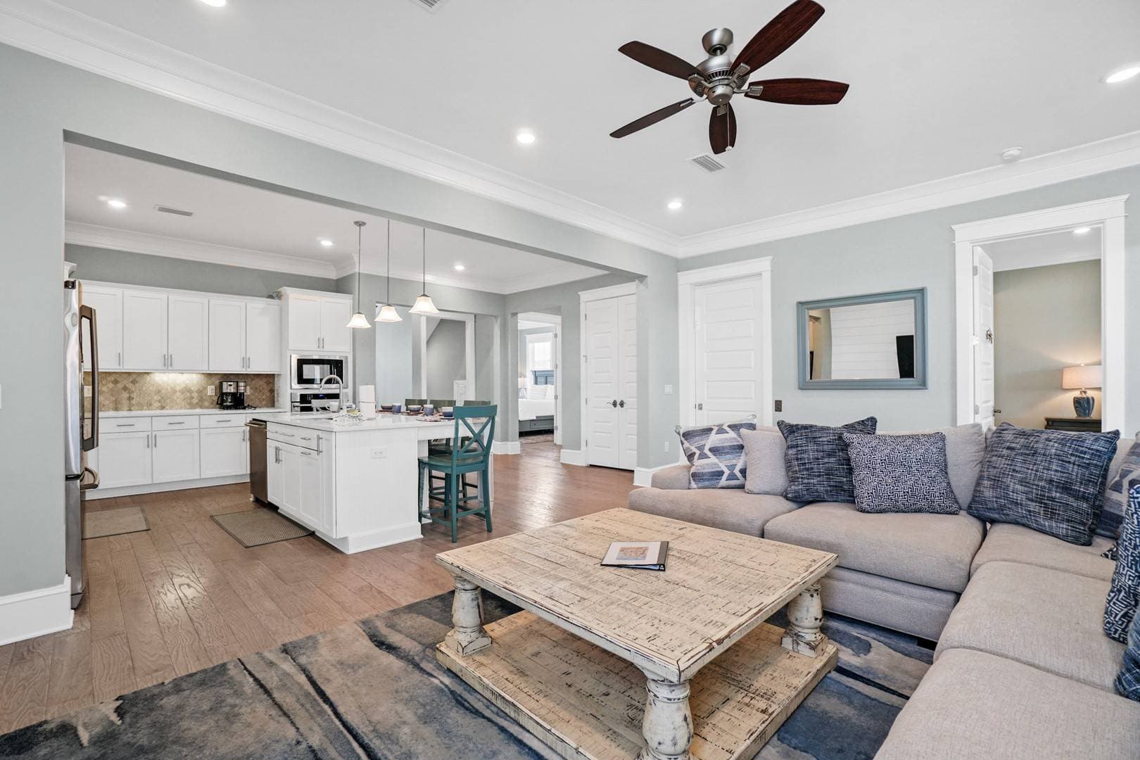 Sand Dollar Manor - Image 11