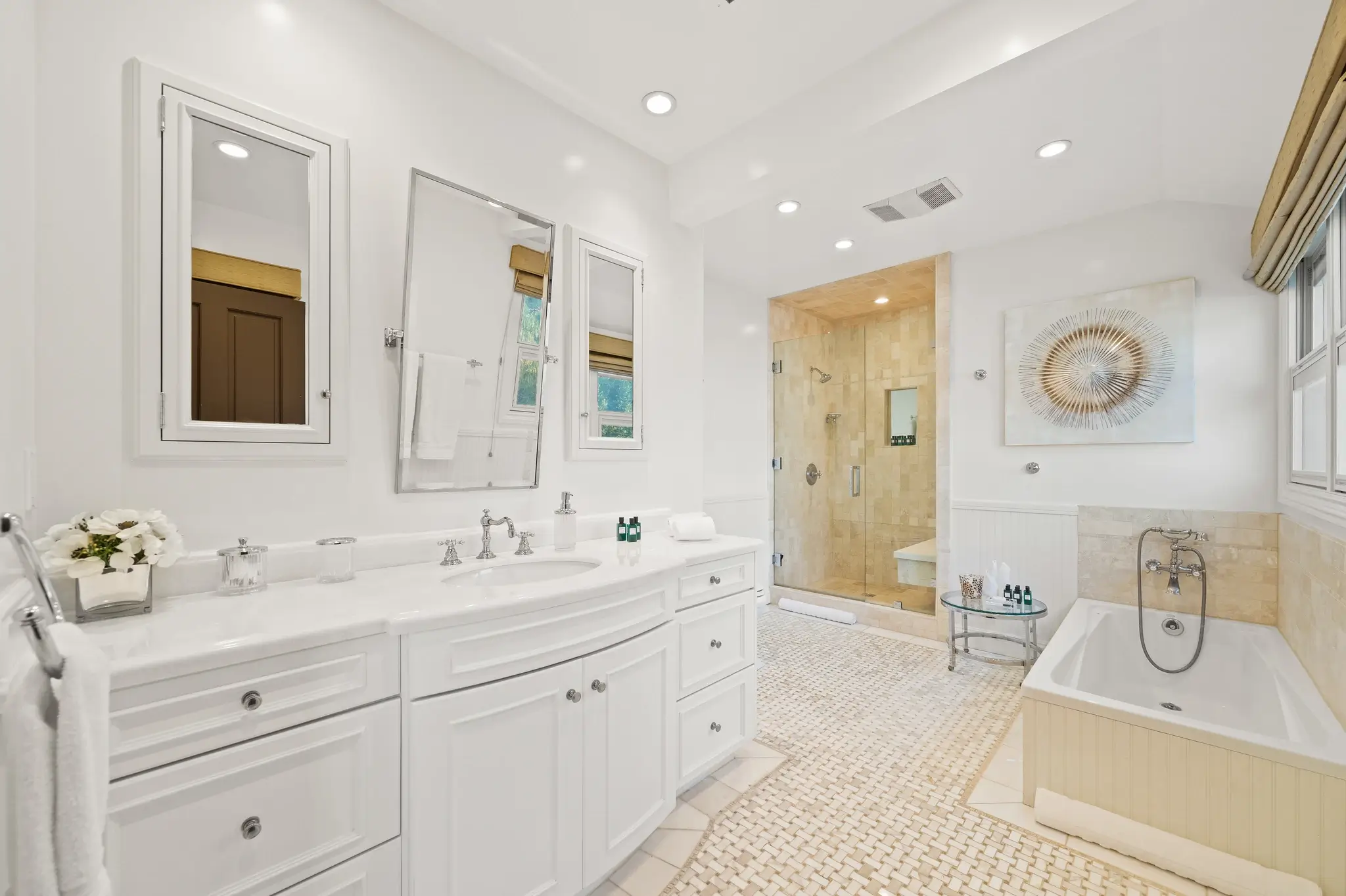 Hearst Estate - Image 20