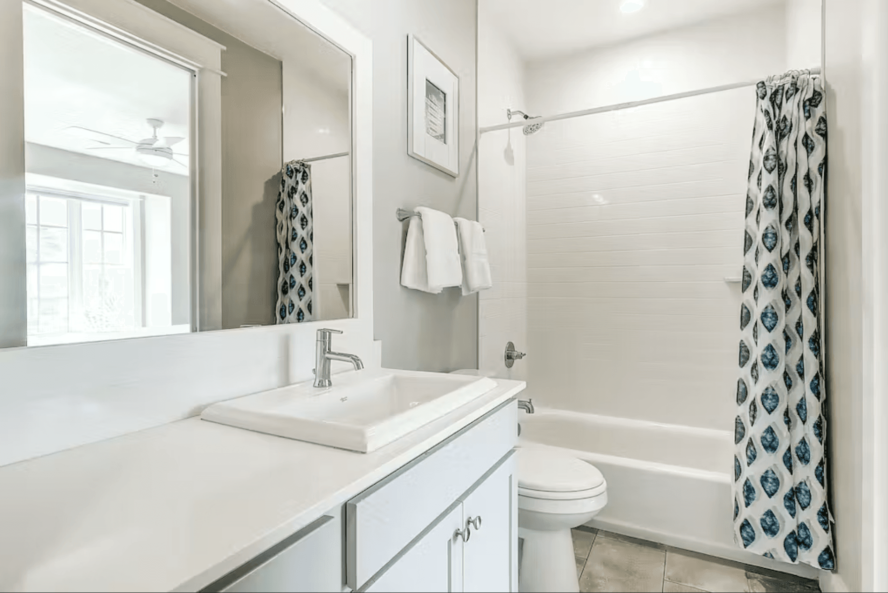 Top of the Shoreline - Image 28