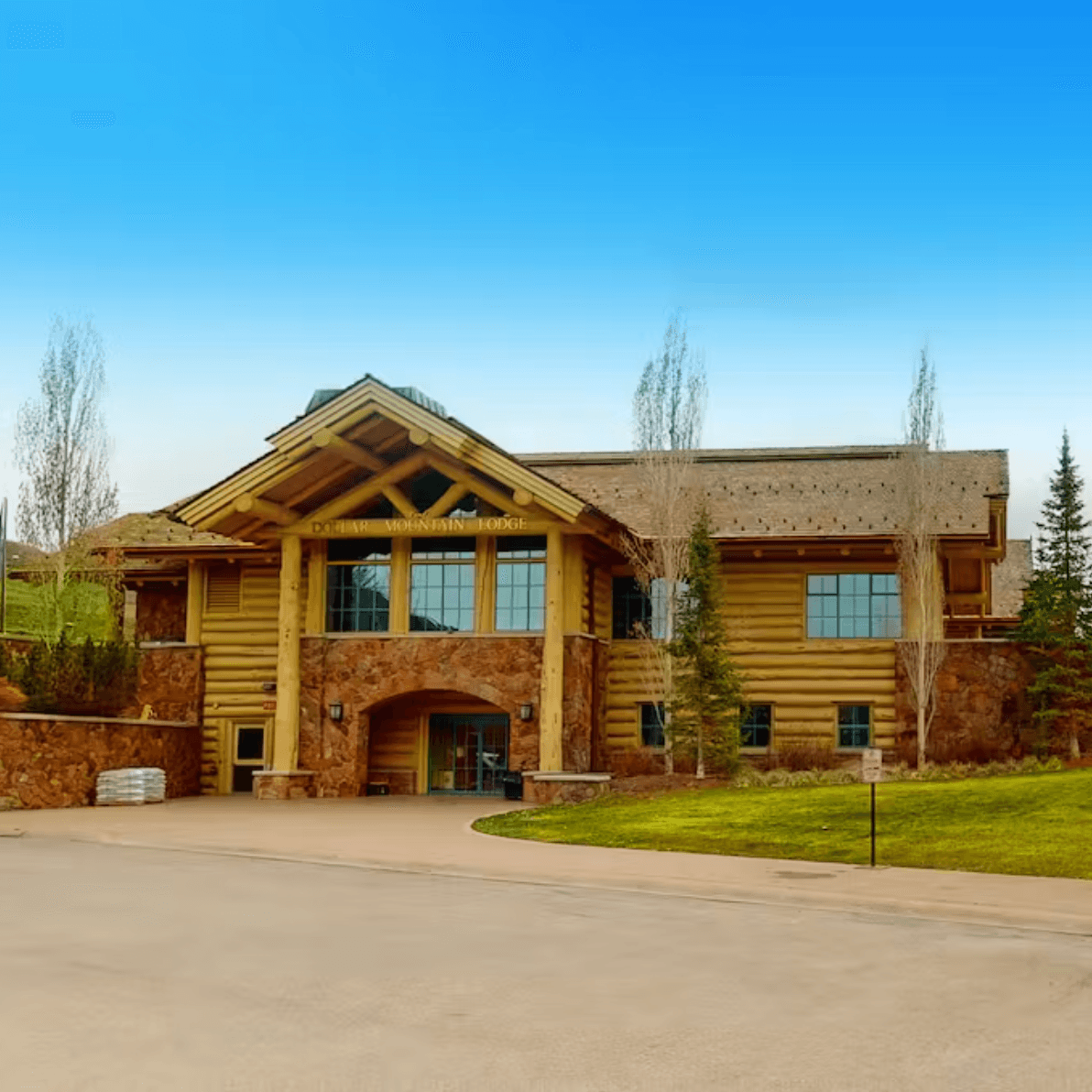 Mountain Modern Escape - Image 1