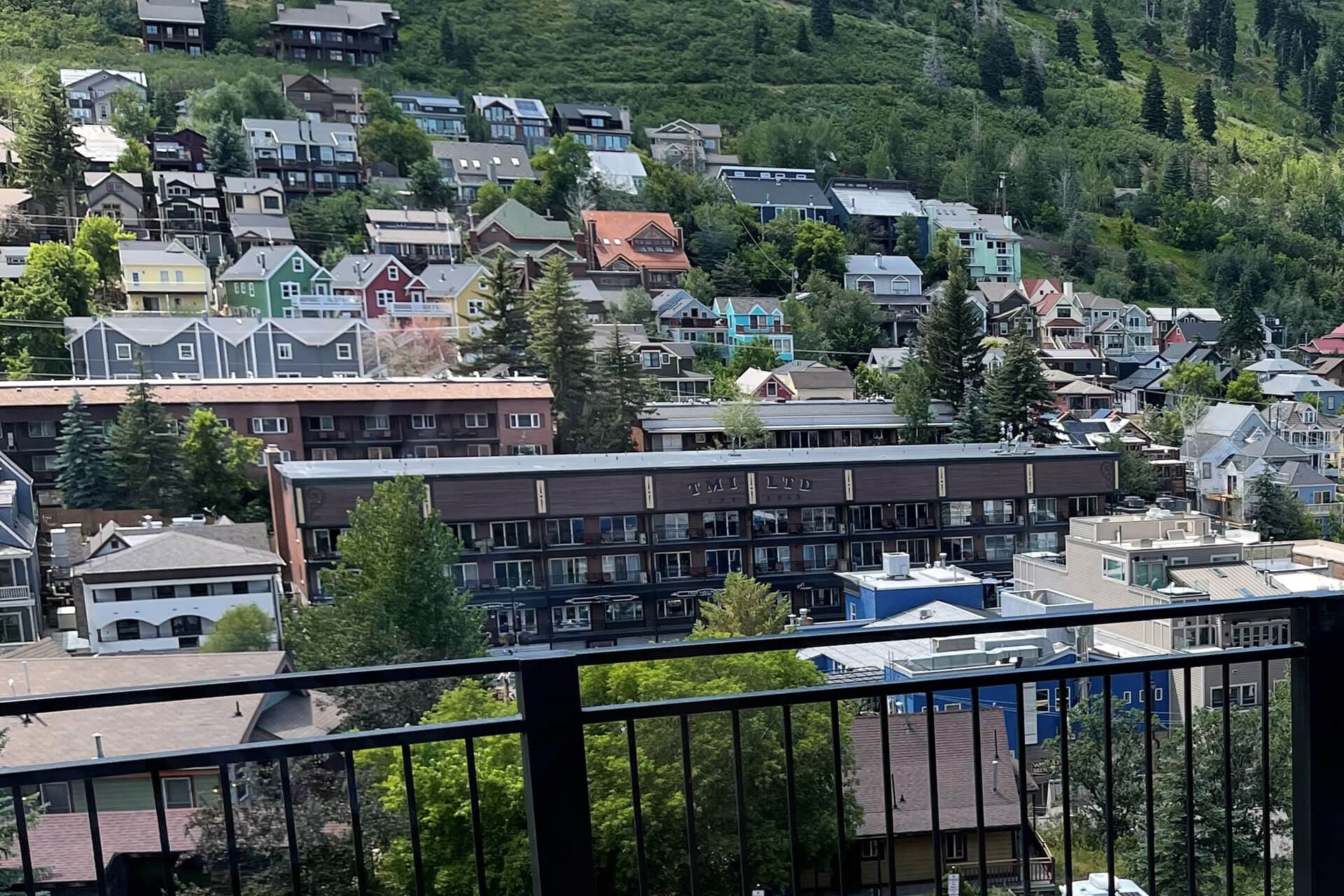 Upper Main #237 - Image 7