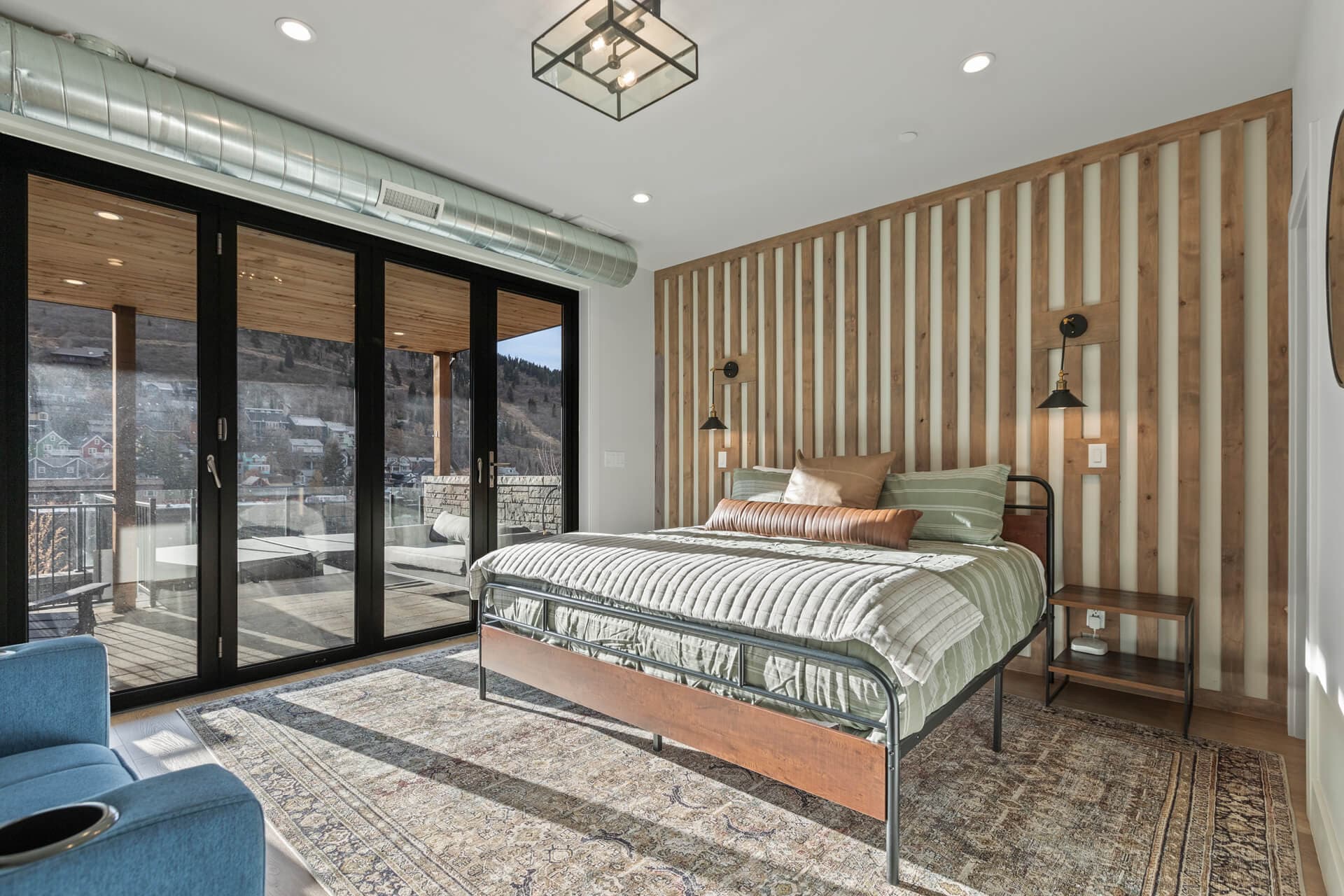 Upper Main #237 - Image 15