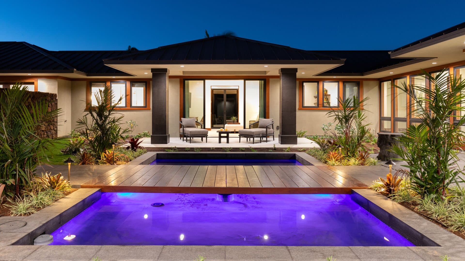 Hawaiian Elegance - Image 72