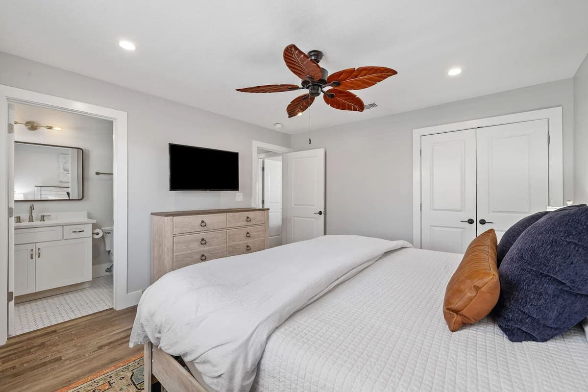 G By The Sea - Image 21