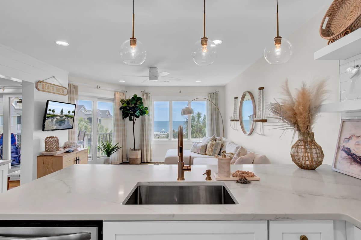 Port O Call #303D - Image 7