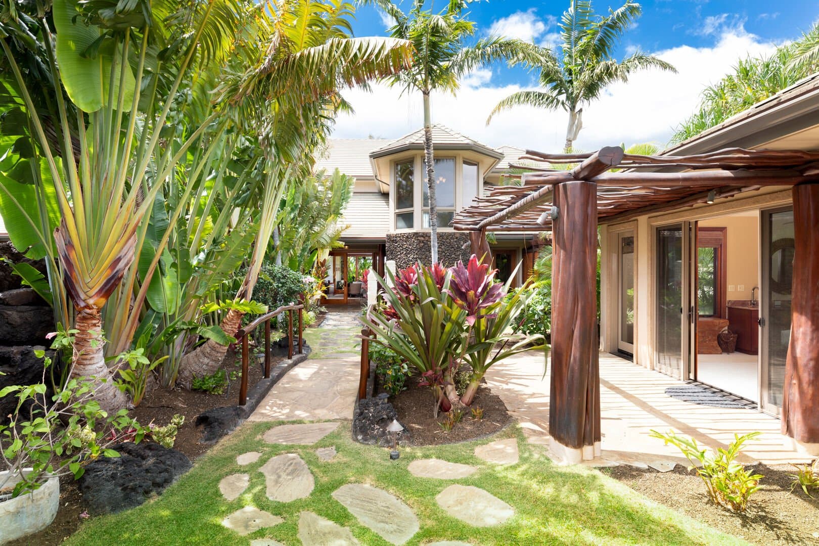 One Ocean Ohana - Image 46