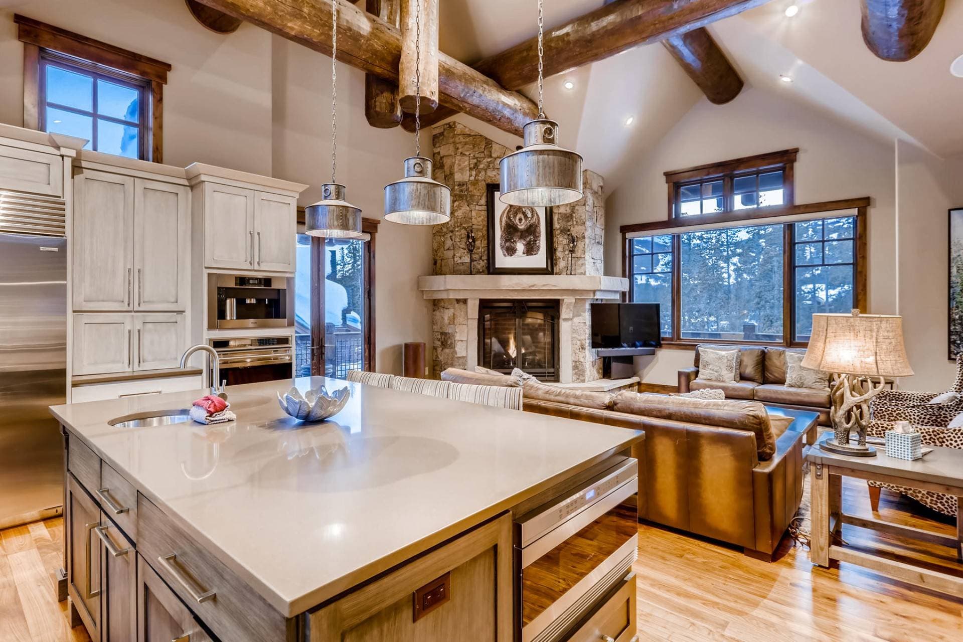 Monarch Place - Image 5