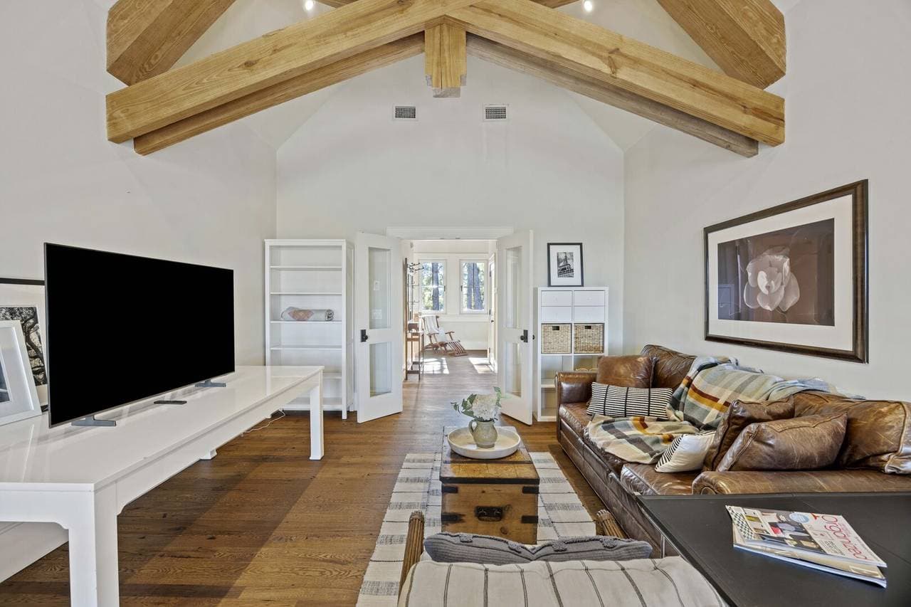 Halona Marshfront Retreat - Image 18