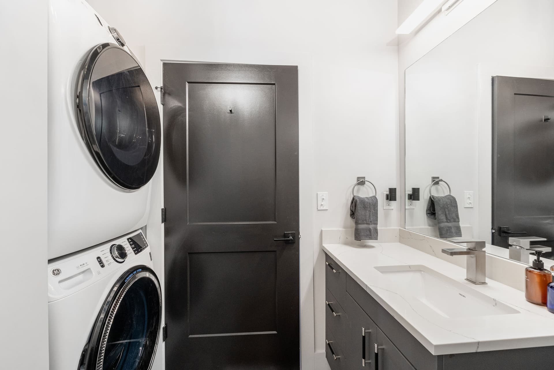 Honky Tonk Party Pads - 2 Units - Image 79