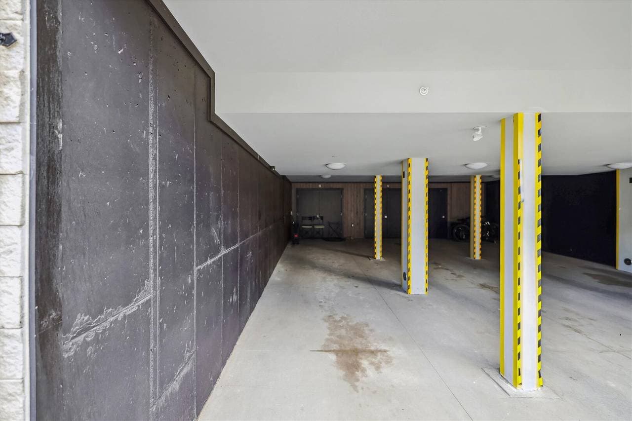 River West #522 - Image 31