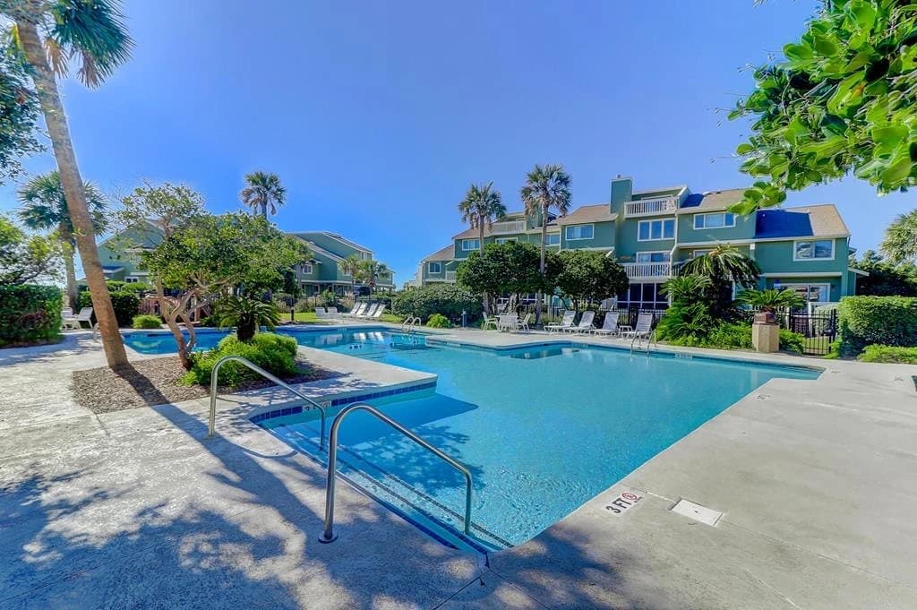 Mariners Walk #11B - Image 3