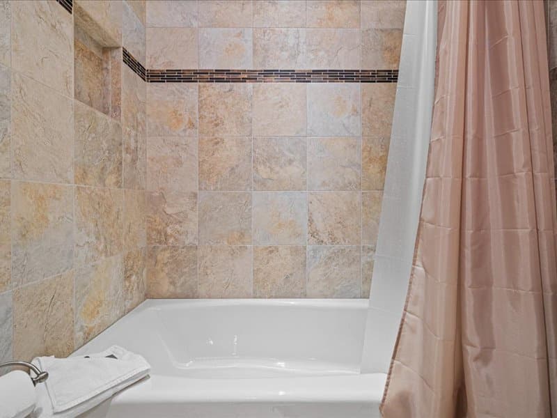 Teton Refuge - Image 15