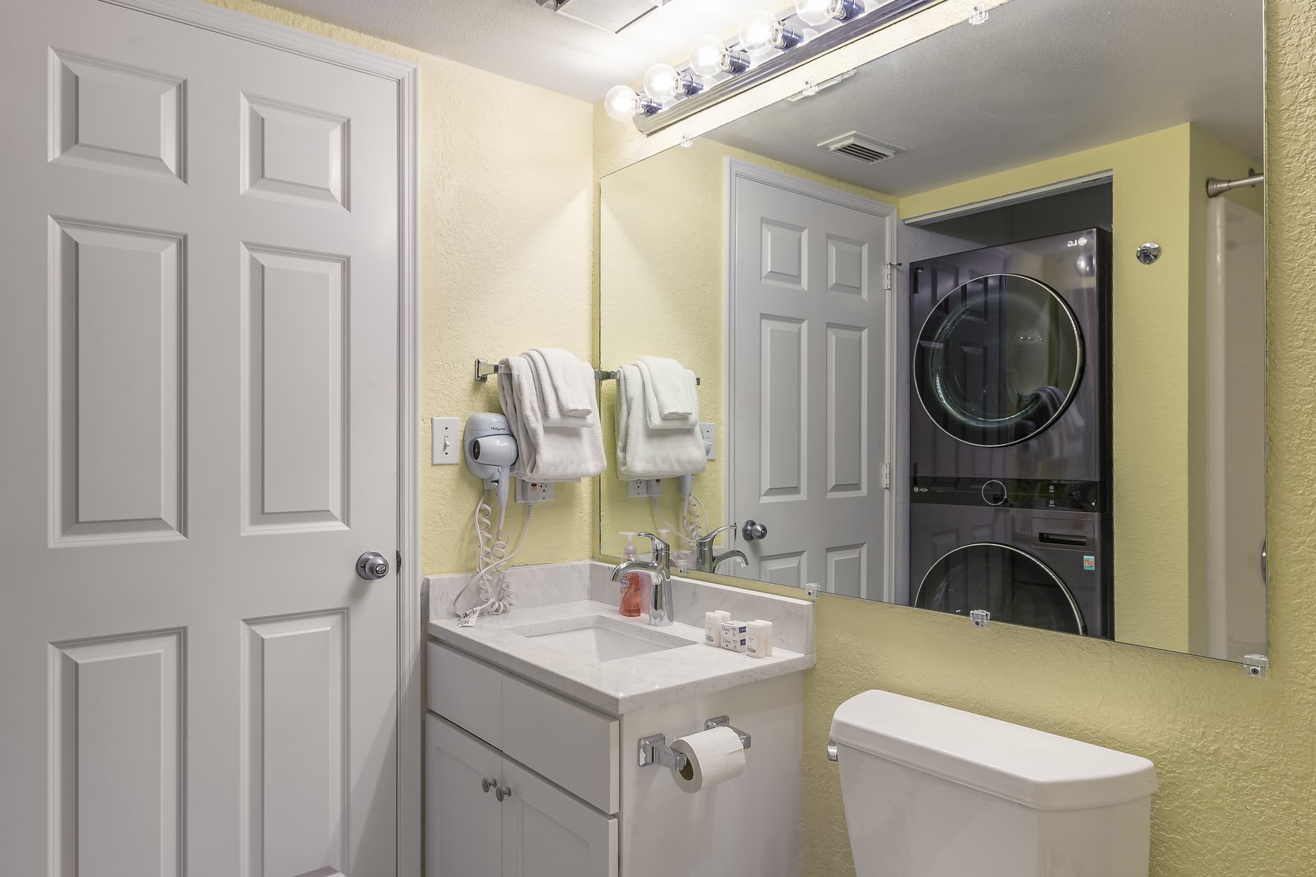 Saint Lucia Suite - Image 18