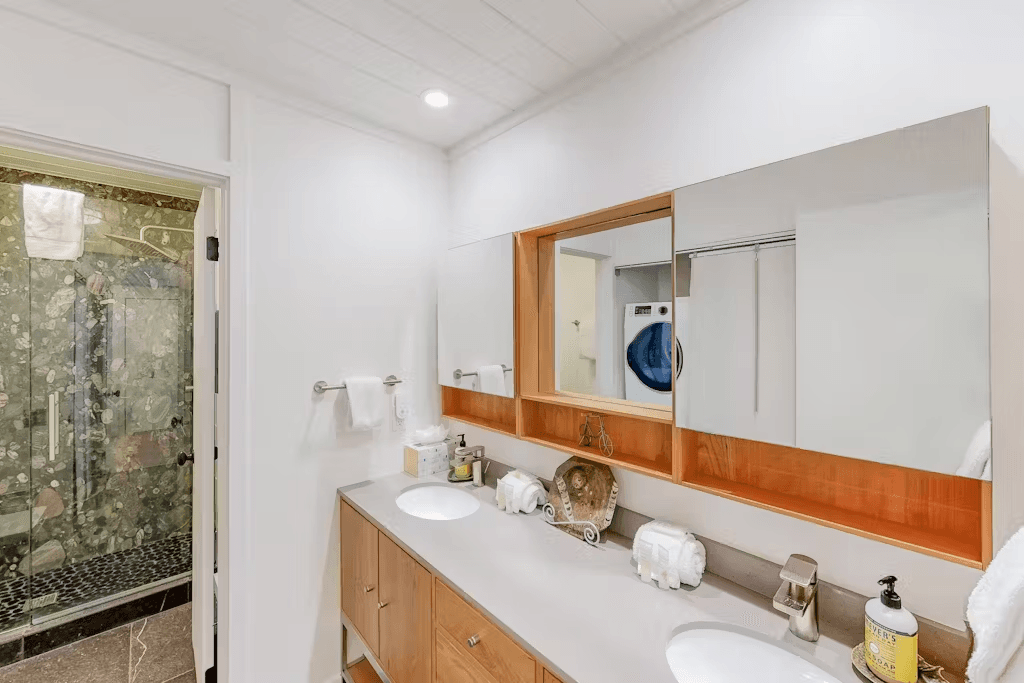 Sun and Ski - Image 7