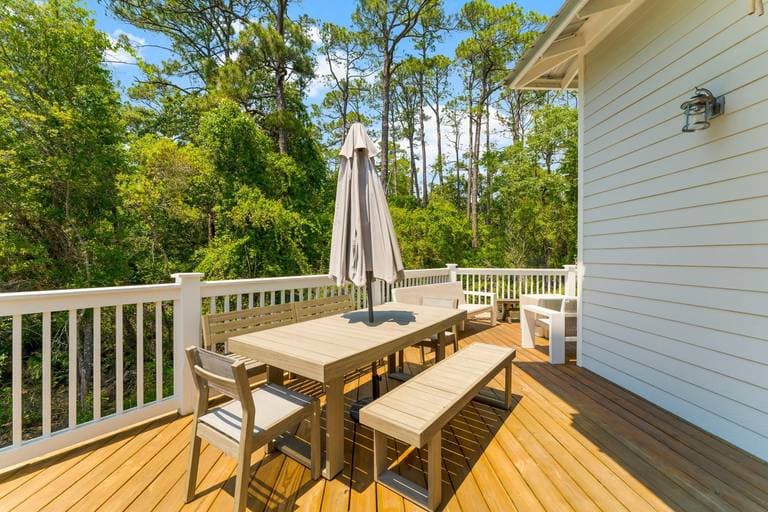 Wonderland at Treetop - Image 8