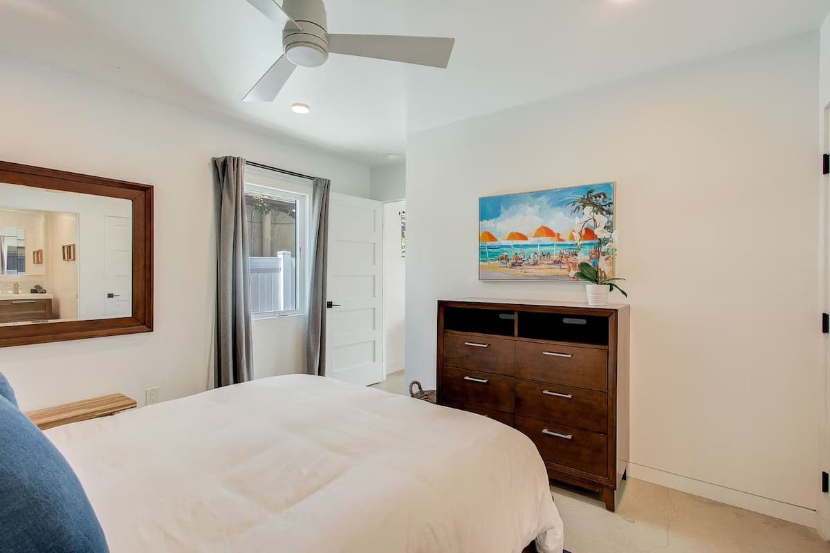 Sunset Paradise - Image 23