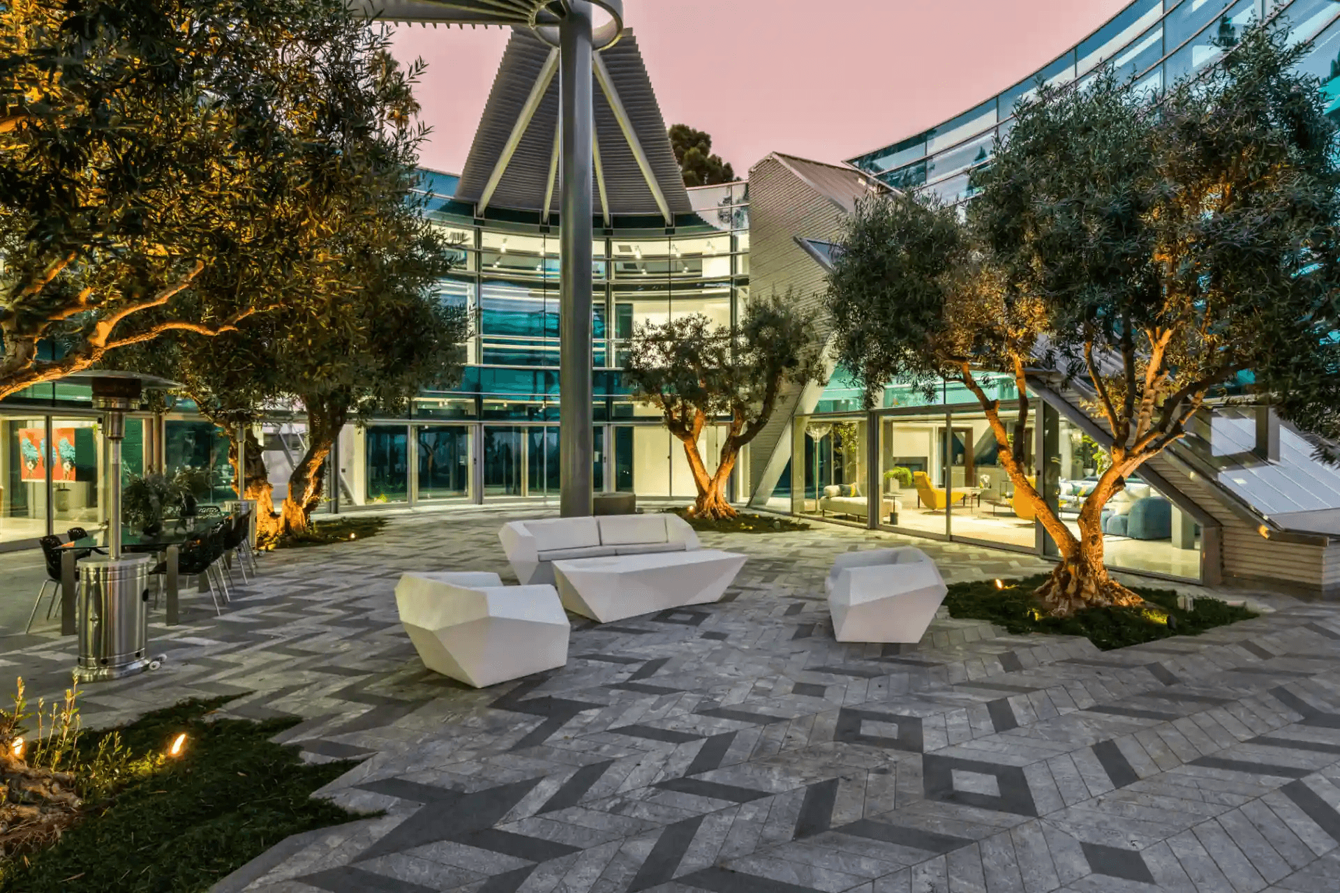 Jetson Estate - Image 36