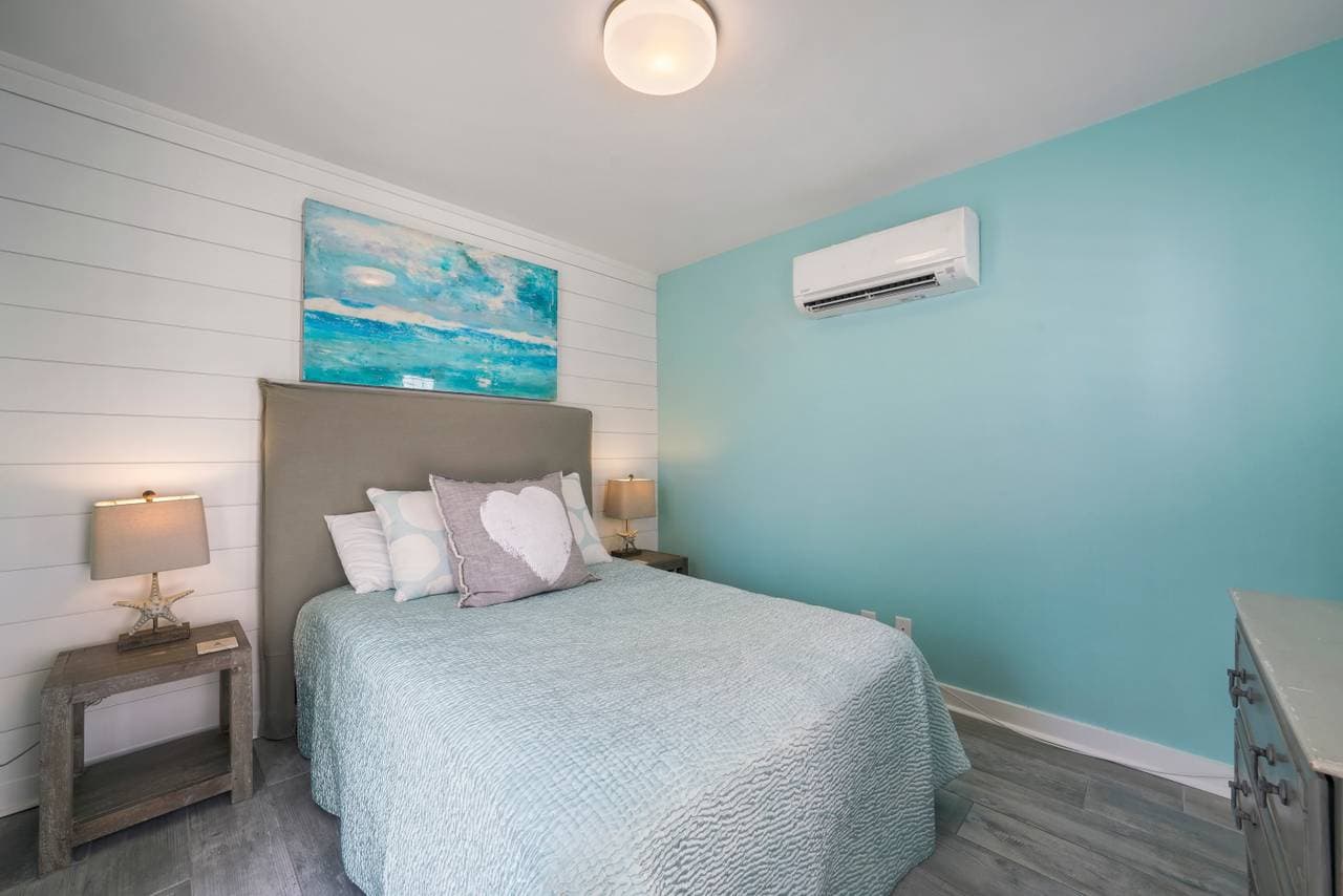 Above The Crowd Home - Image 21