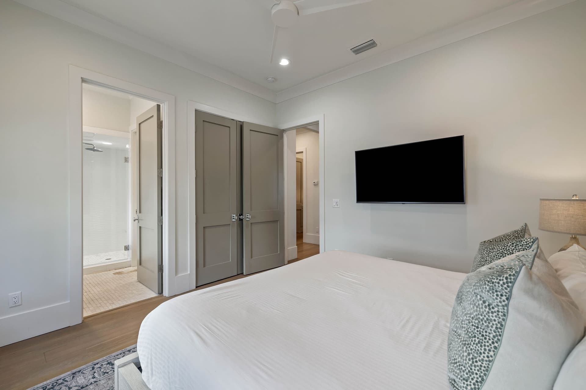 Gulf Shore Manor - Image 29