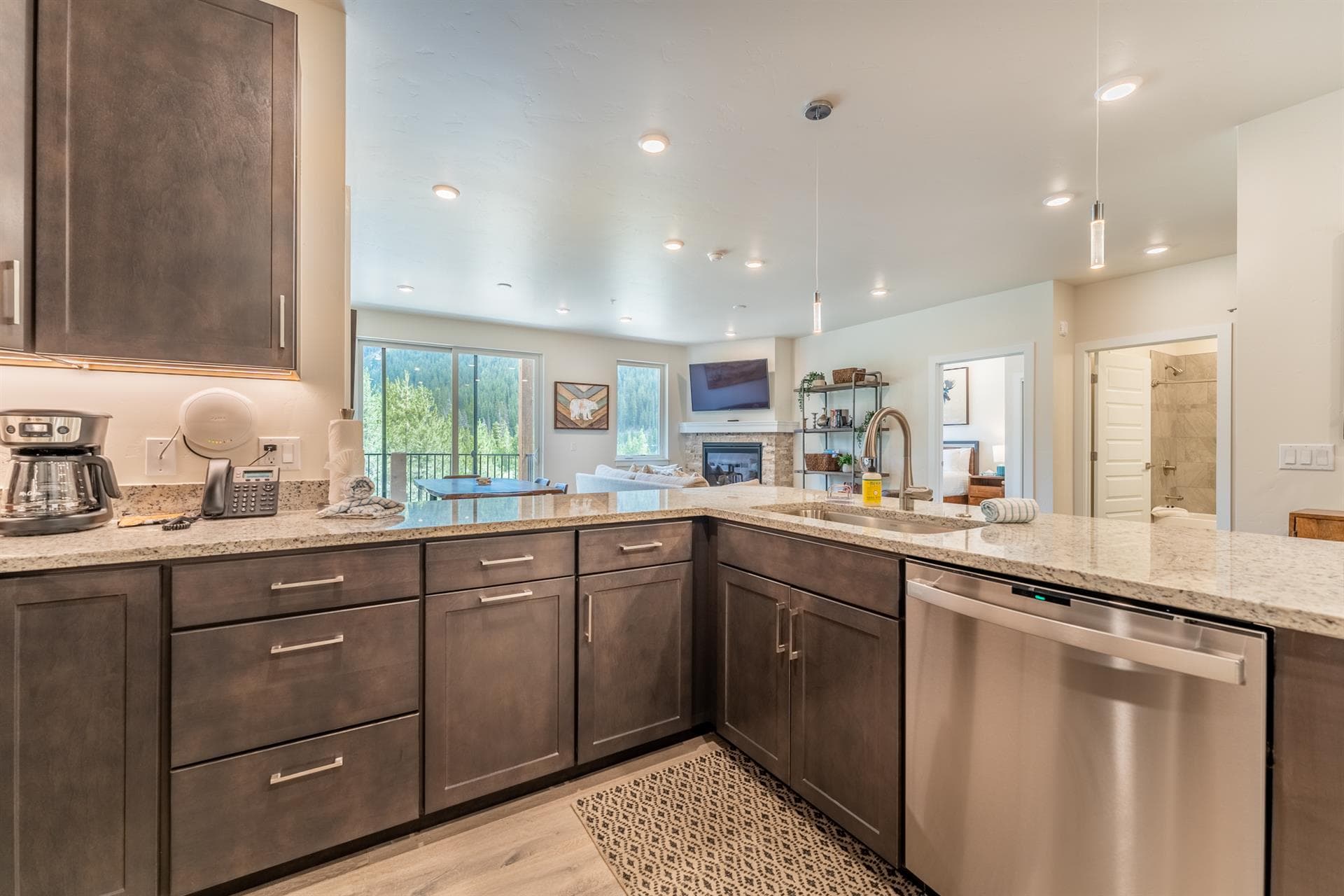 Peak View Chalet - Image 8