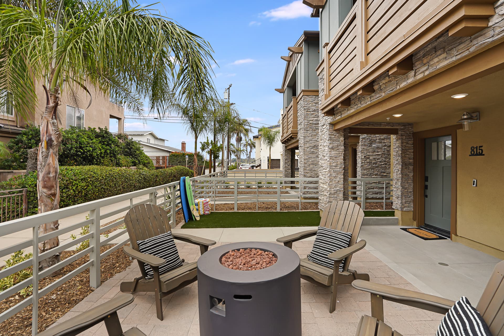 Bayside Cove Getaway - Image 3