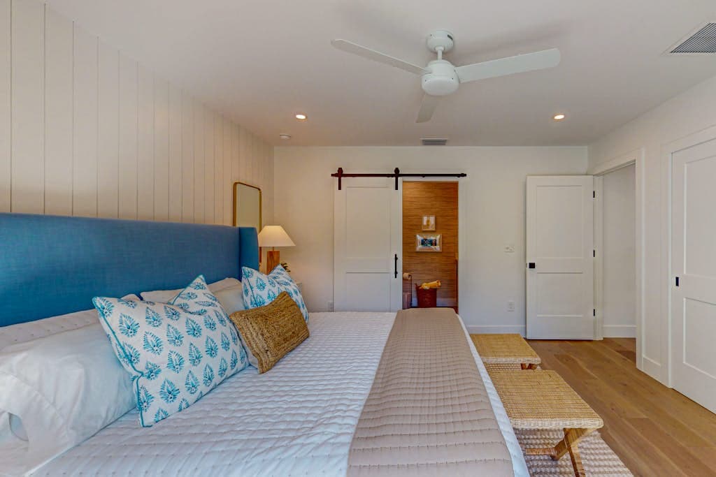 Yellow Door Beach Cottage - Image 10