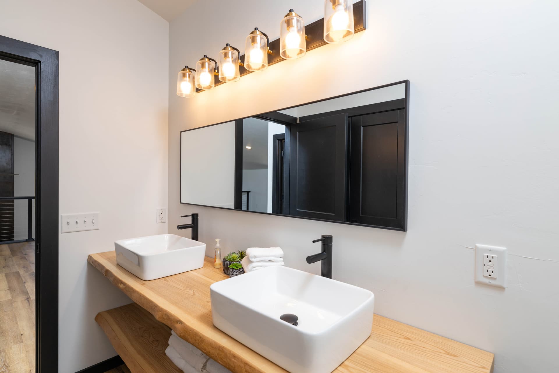 Flint Ridge - Image 30