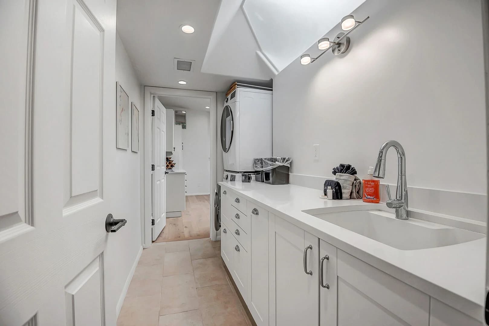 Cathedral Oasis - Image 22