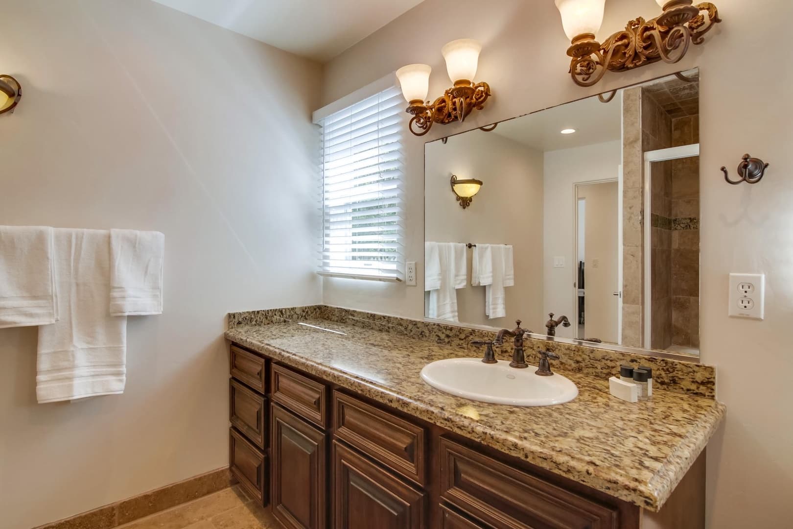 Loring House - Image 26