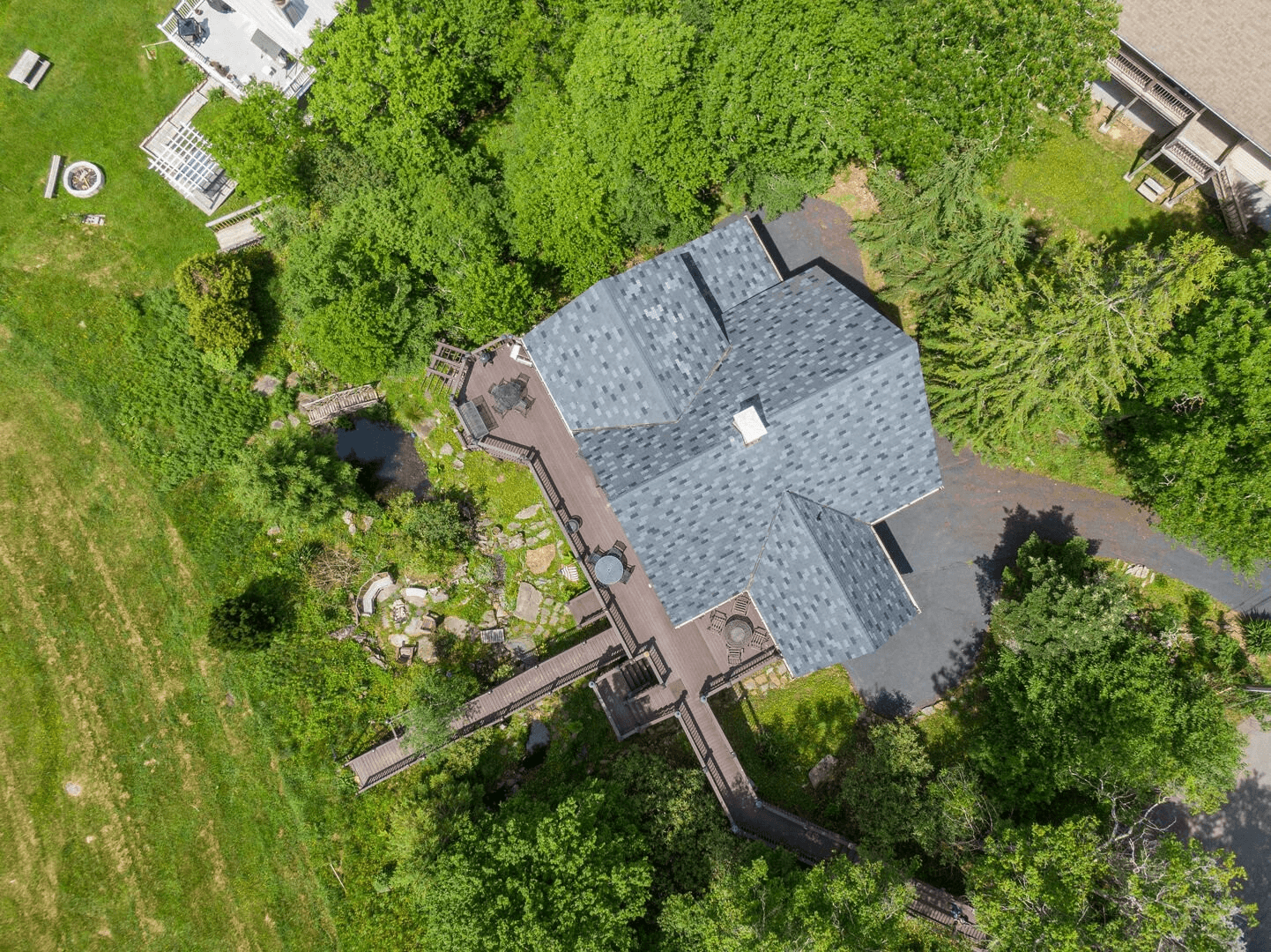 Halftime Haus - Image 40