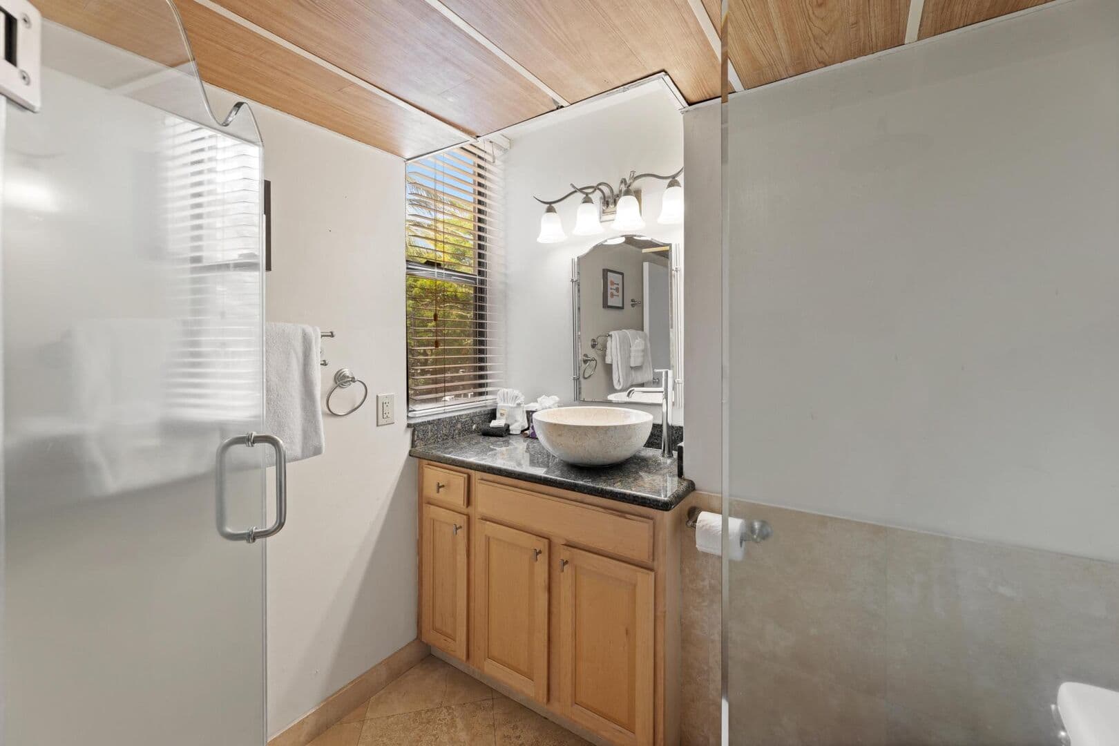 Maui Kai #301 - Image 17