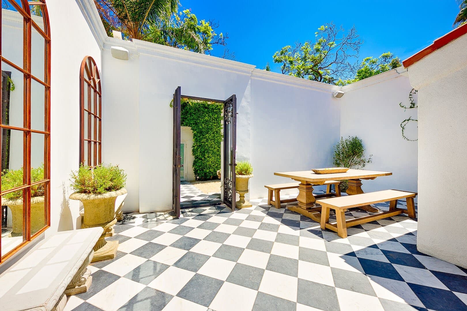 Melrose Oasis - Image 7